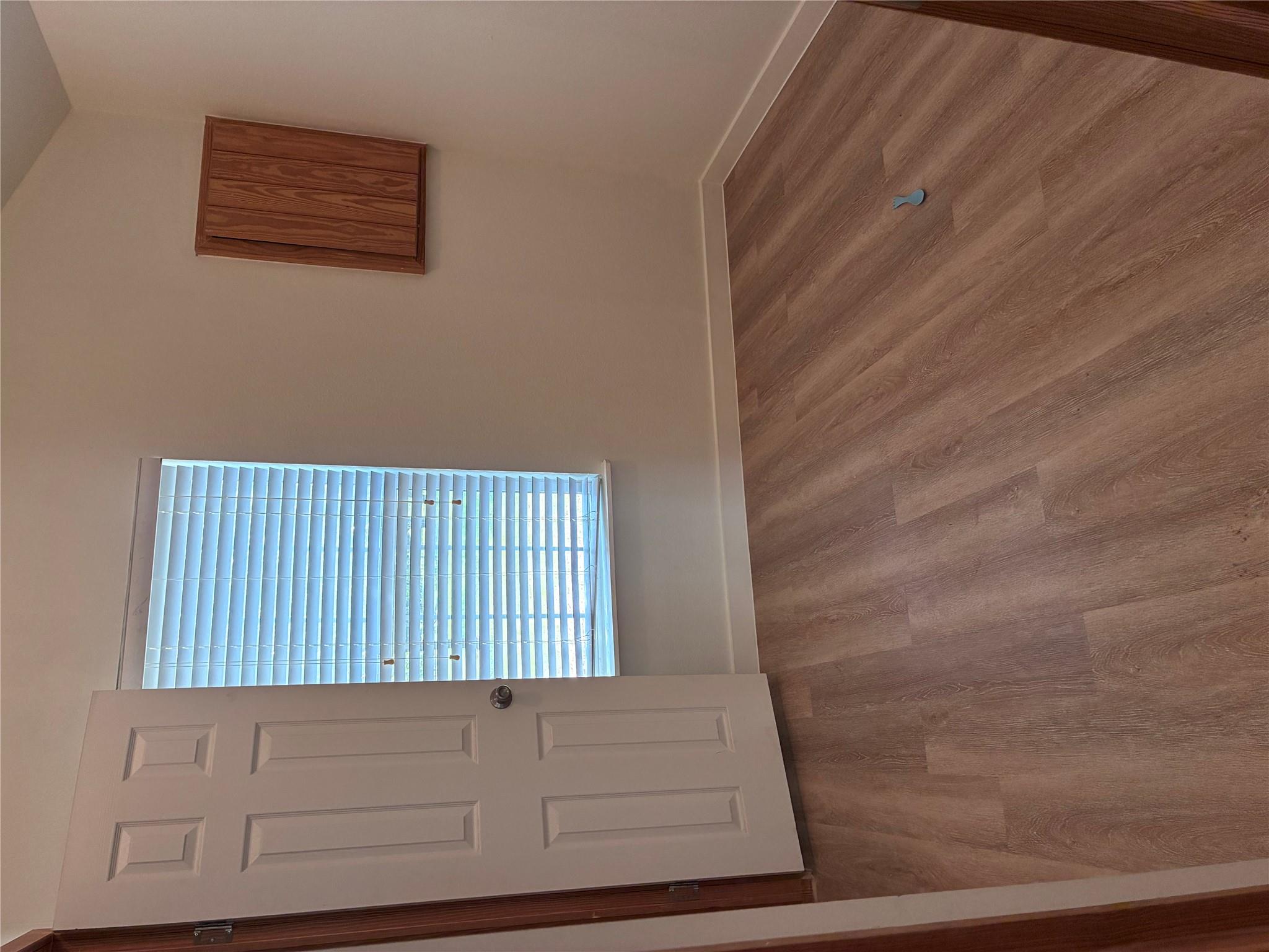 203 Matthew Cove Cv #b Property Photo 7