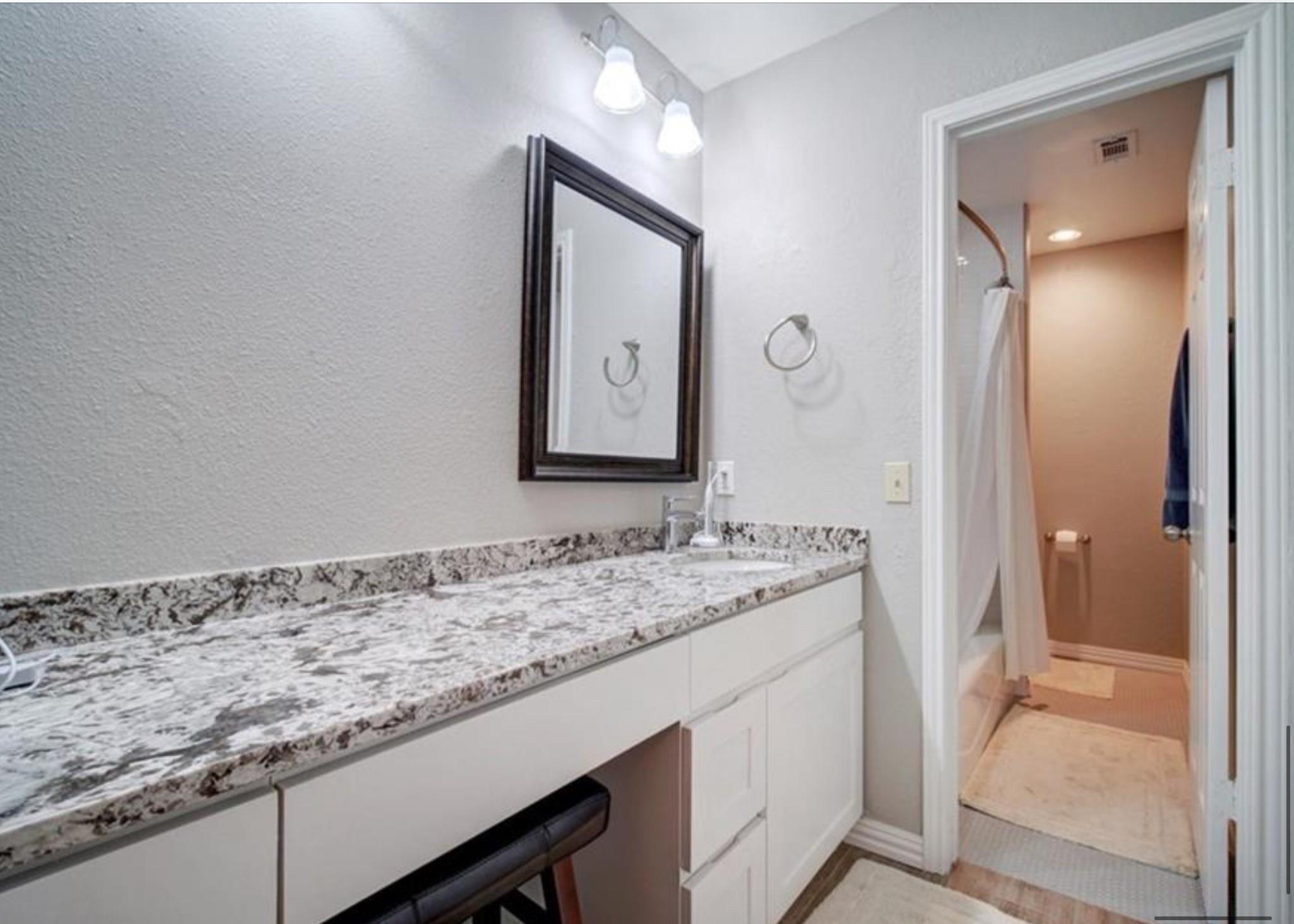 9518 Topridge Dr #17 Property Photo 10