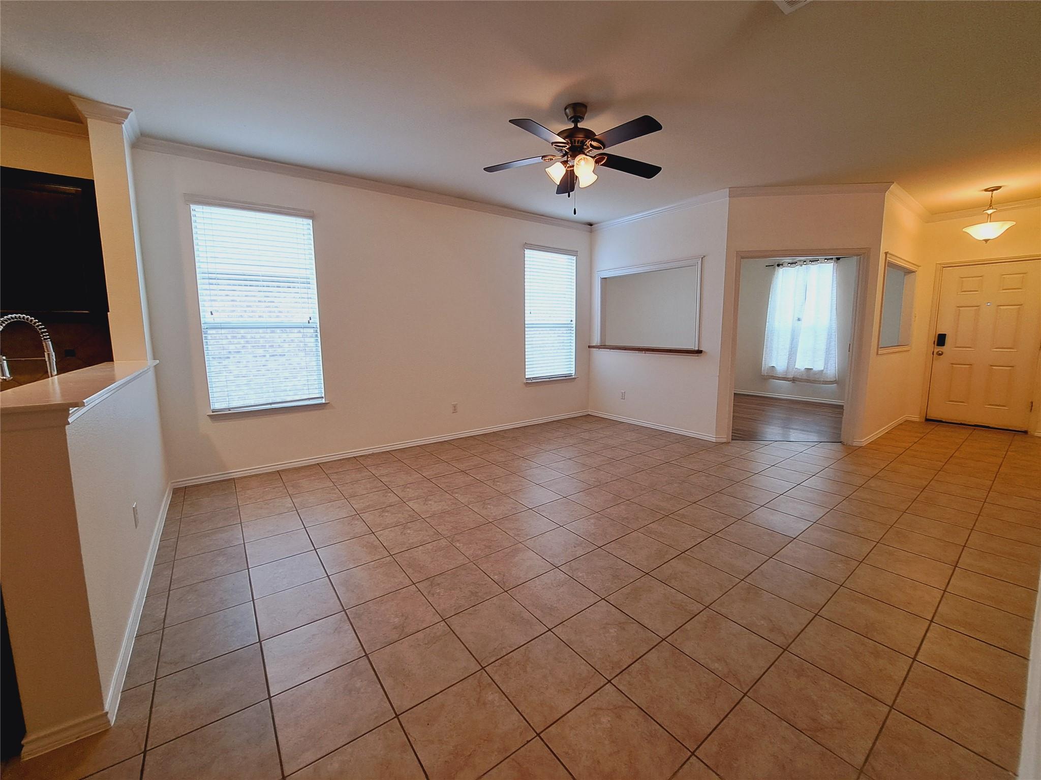 541 Moonwalker Trl Property Photo 7