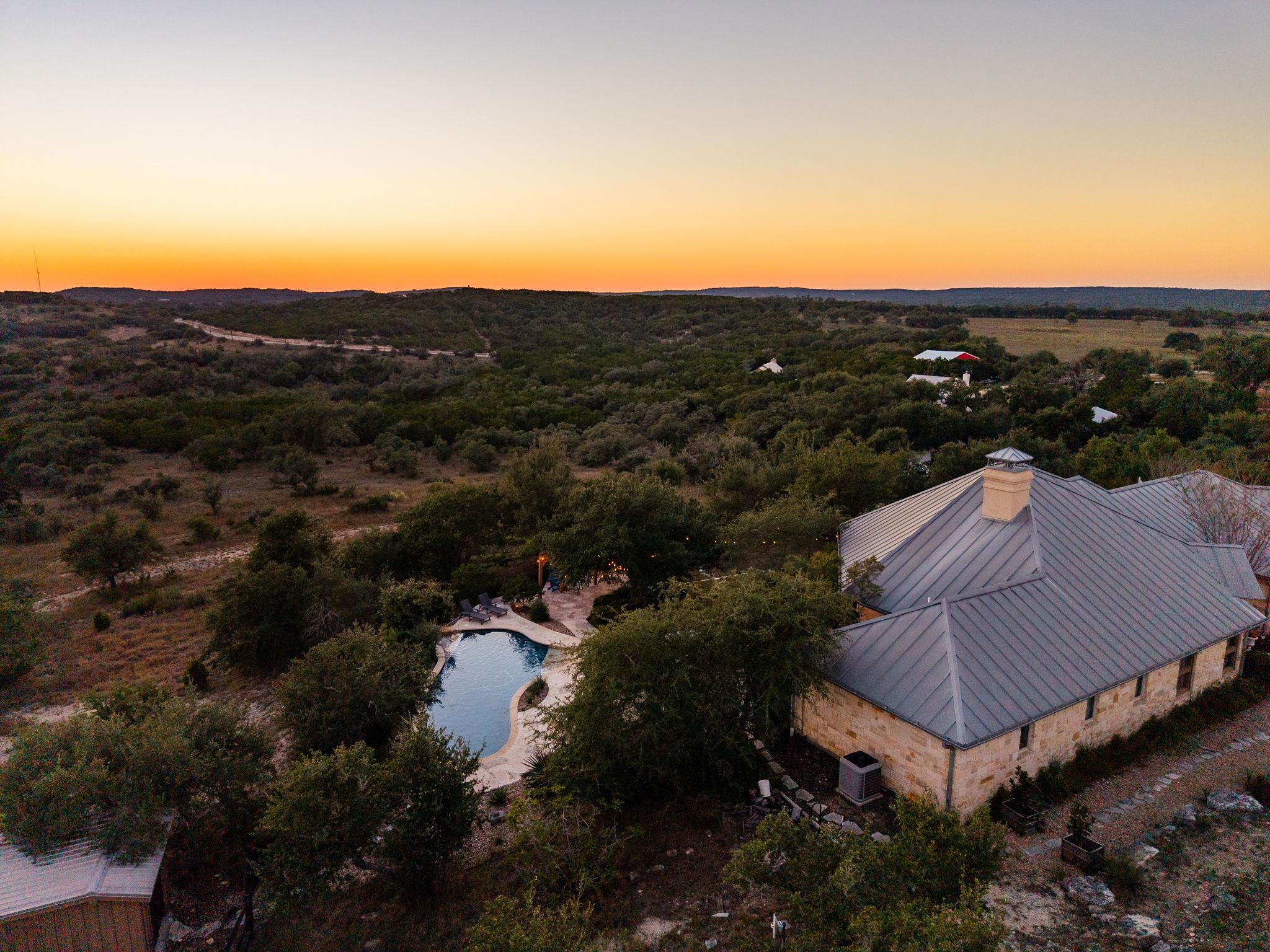 8075 Mount Sharp Rd Property Photo 1