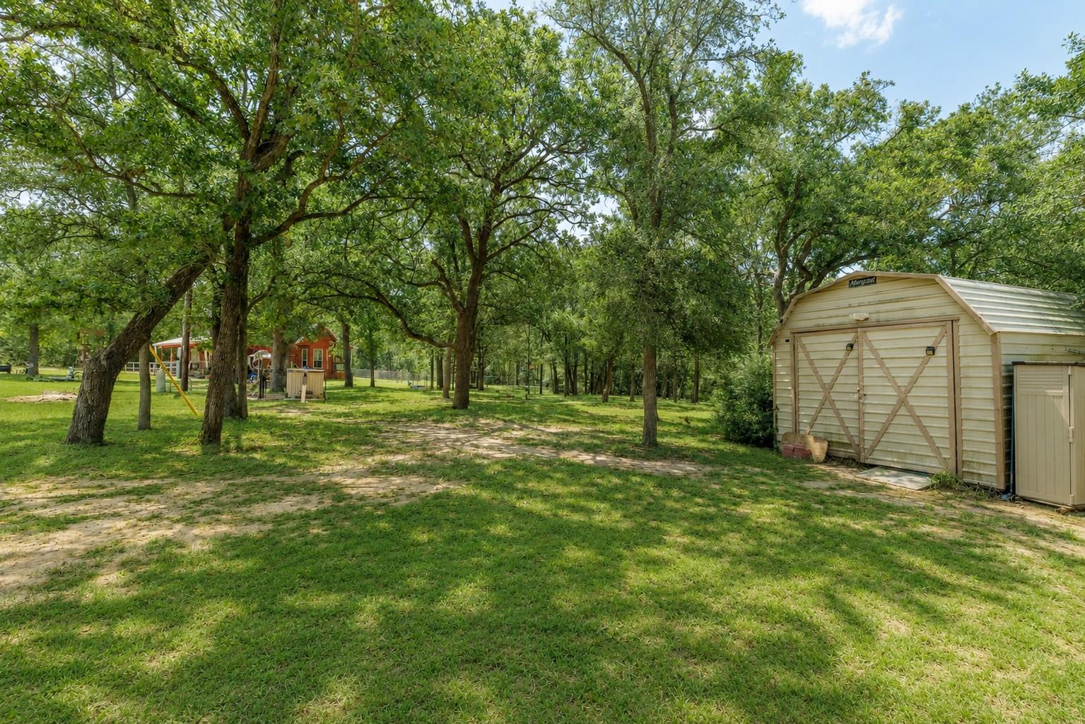 611 Wilson Rd Property Photo 34