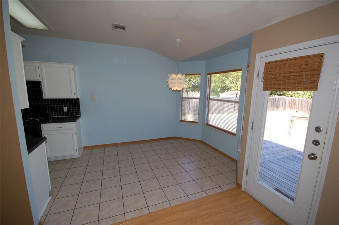 1202 Pathfinder Way Property Photo 7
