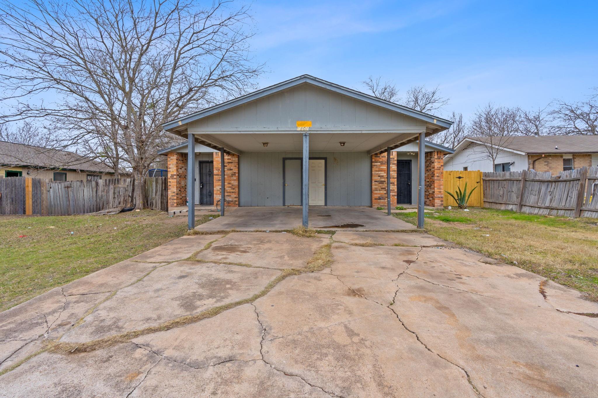 6808 Wentworth Dr Property Photo