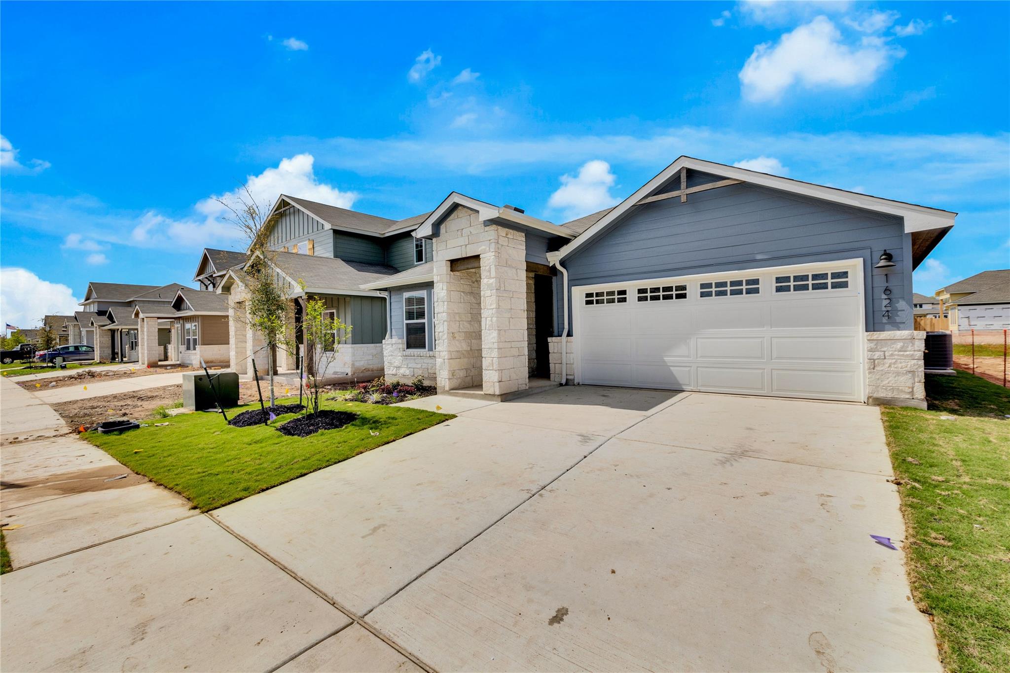 1624 Homestead Farms Dr Property Photo