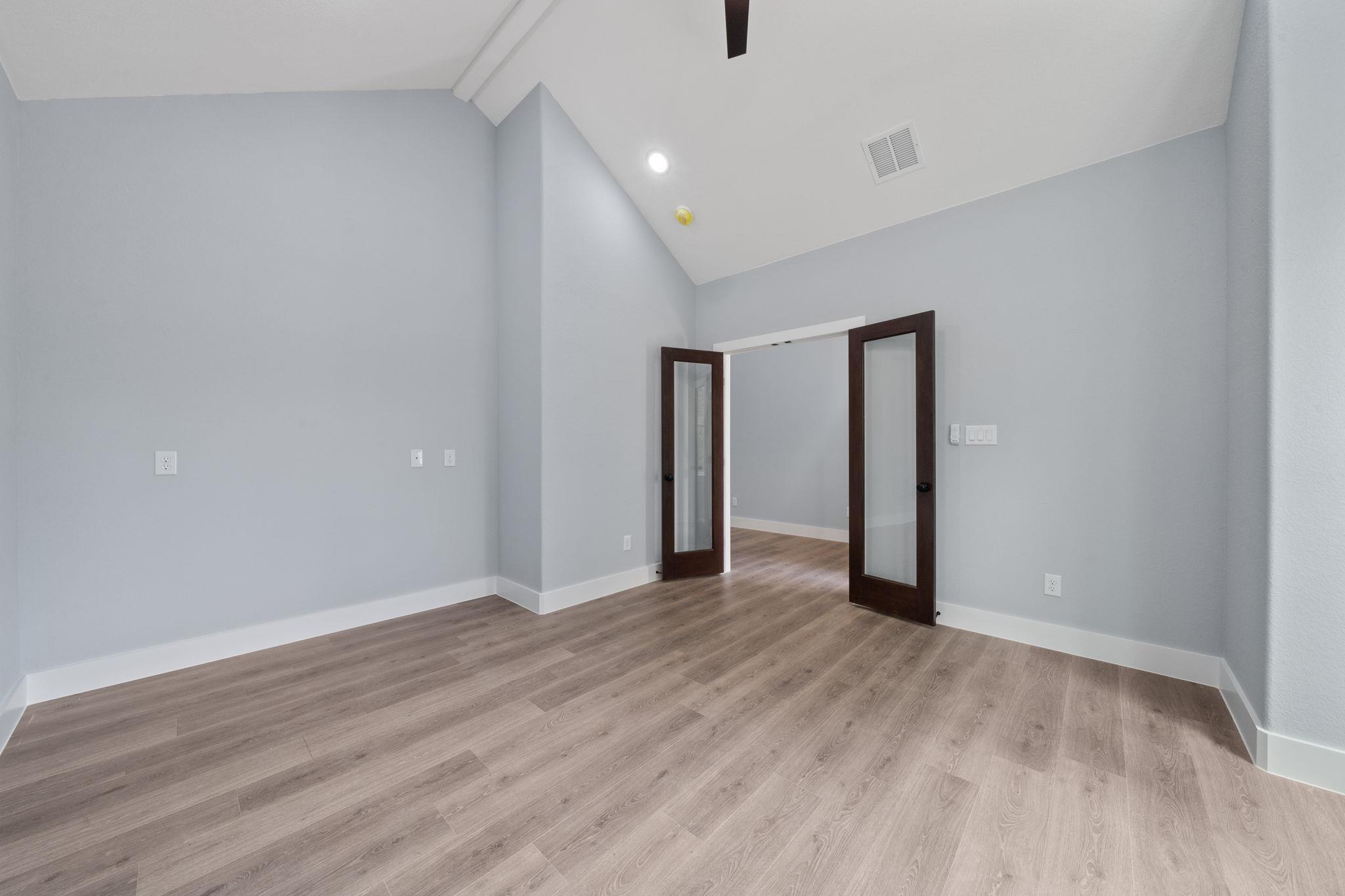 106 Halawa Ct Property Photo 16