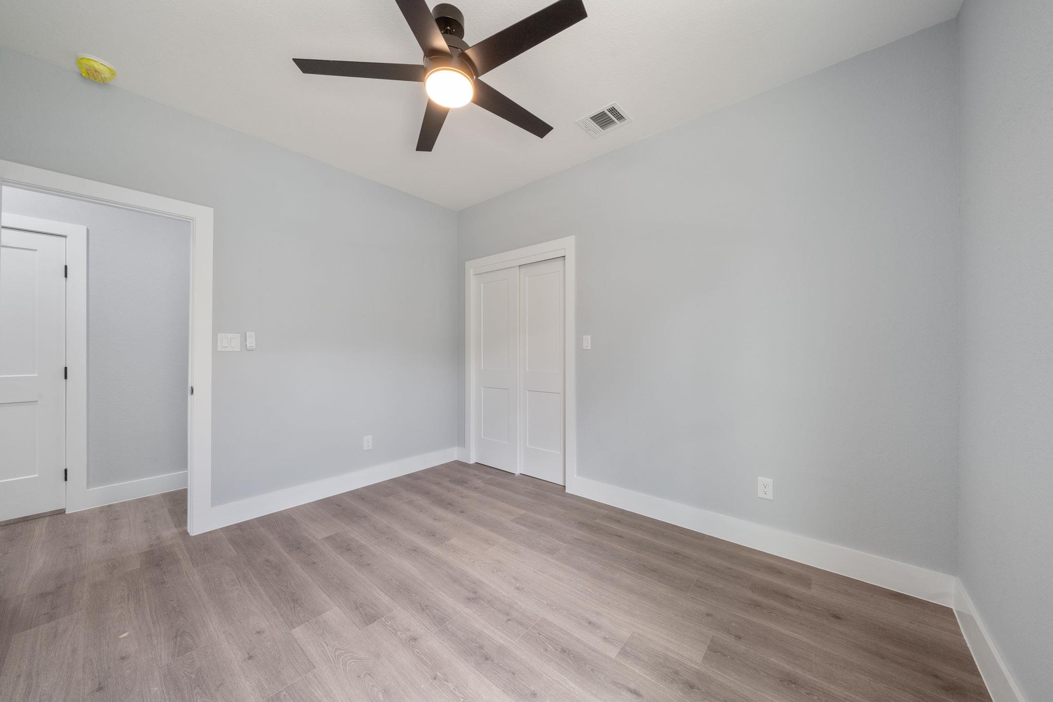 106 Halawa Ct Property Photo 33