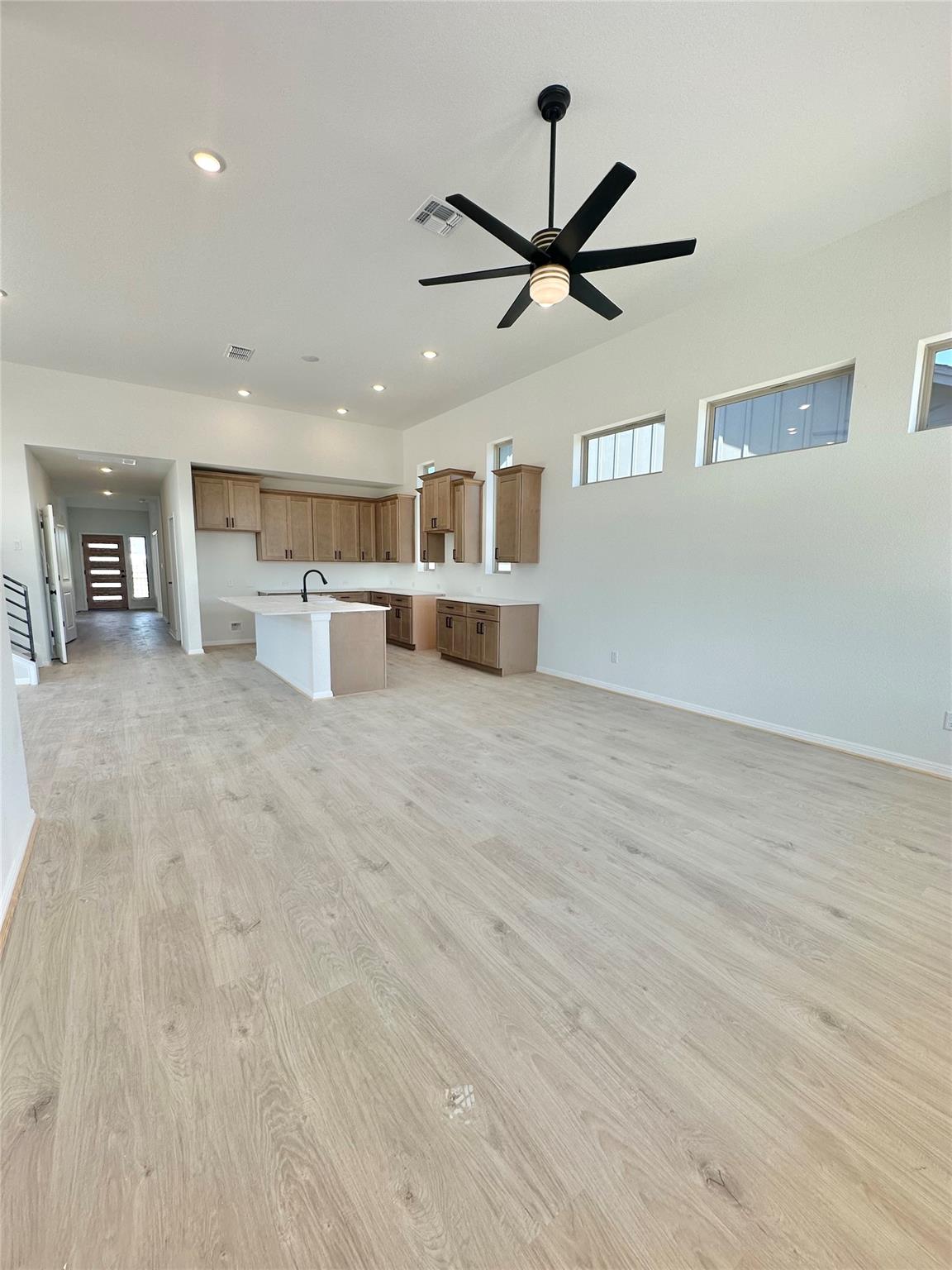 125 Tenny Ln Property Photo 10