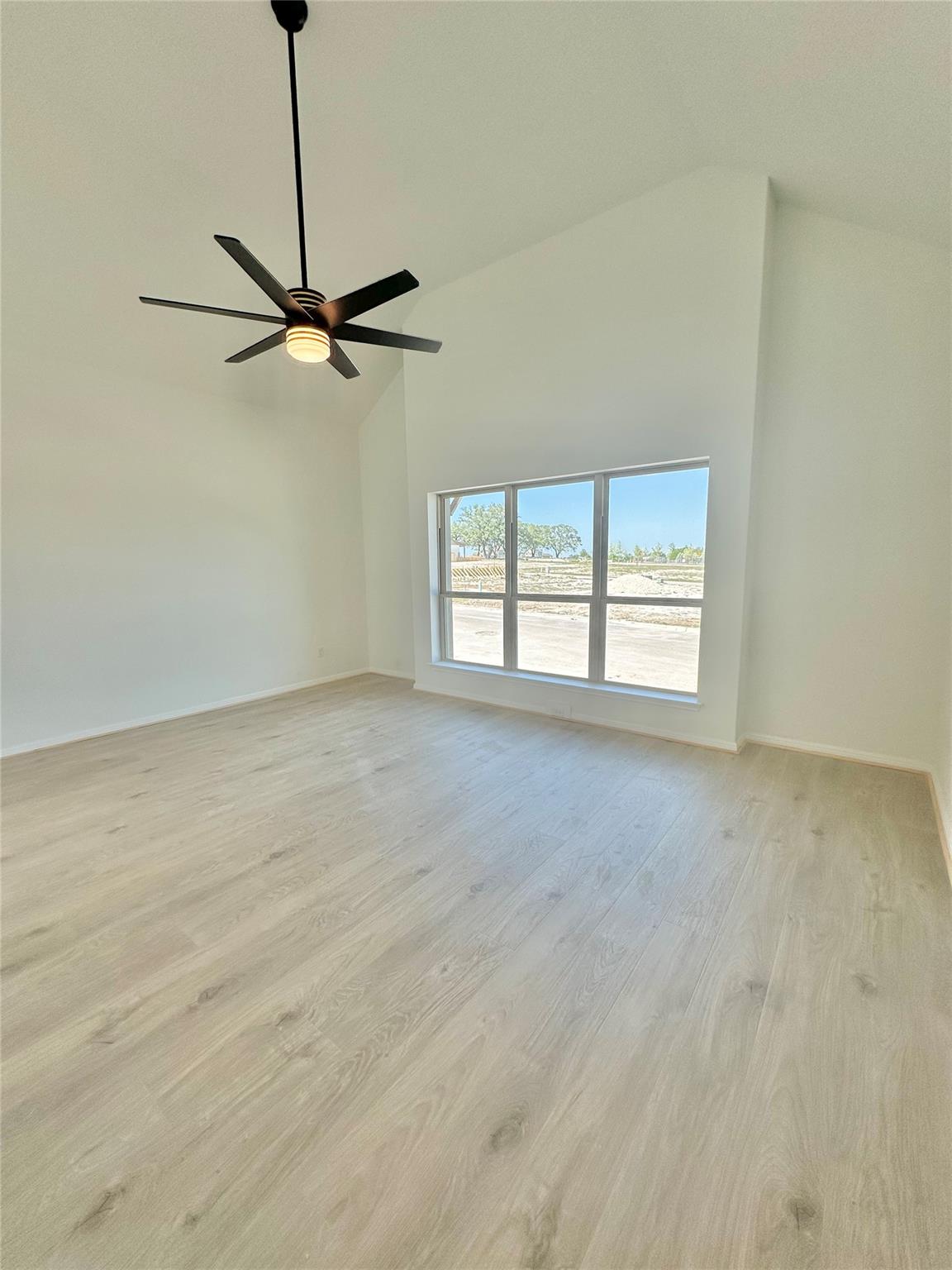 125 Tenny Ln Property Photo 13