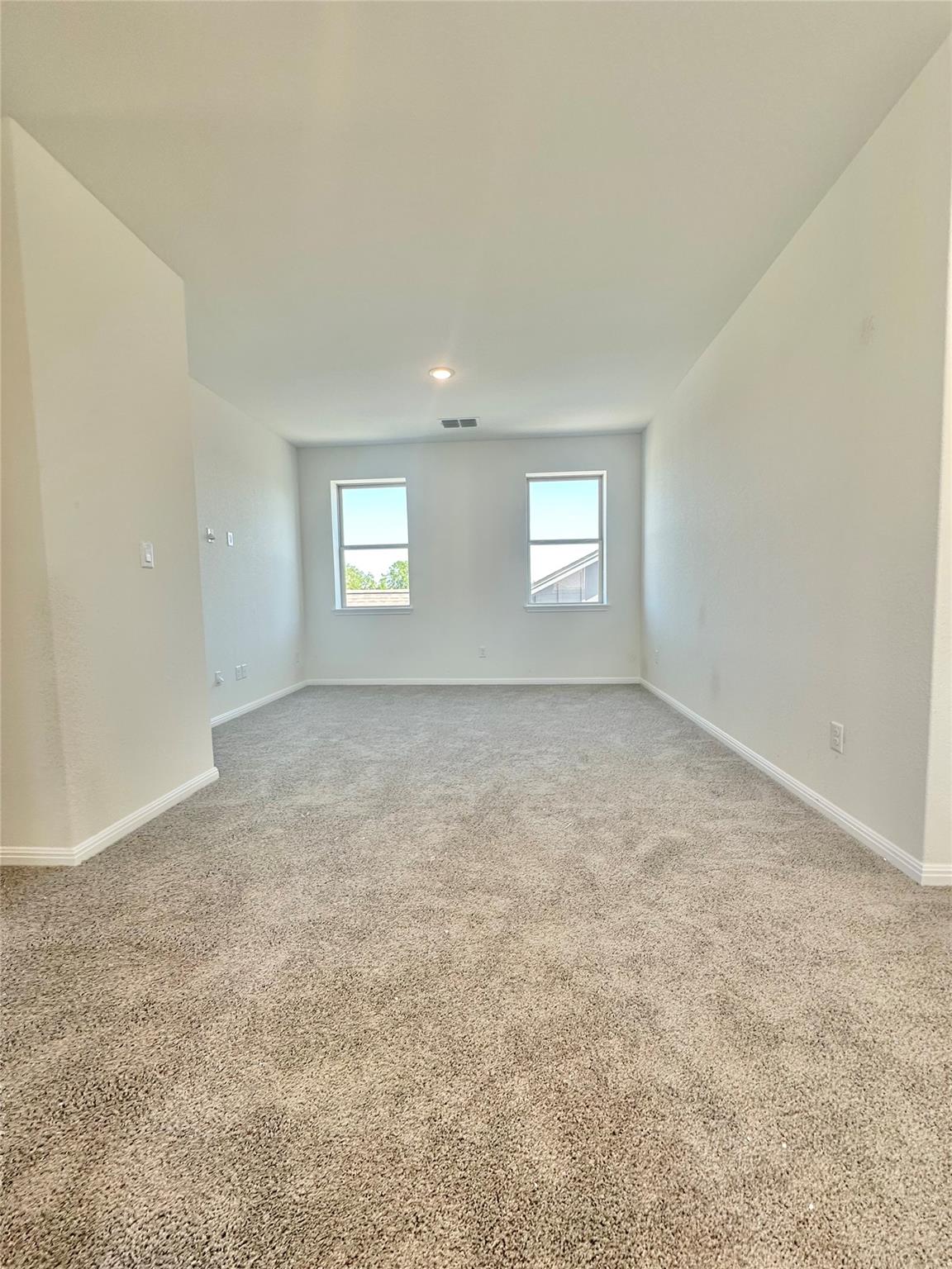 125 Tenny Ln Property Photo 18