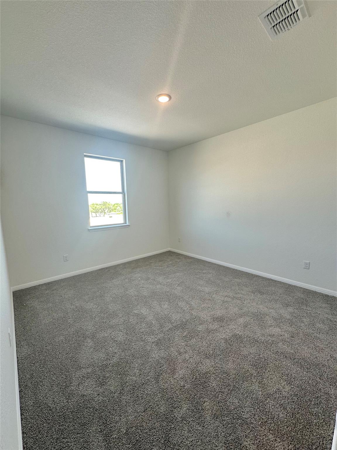 125 Tenny Ln Property Photo 22