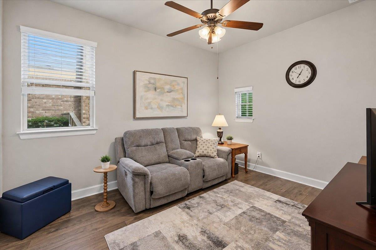 1004 Hezekiah Ln Property Photo 13