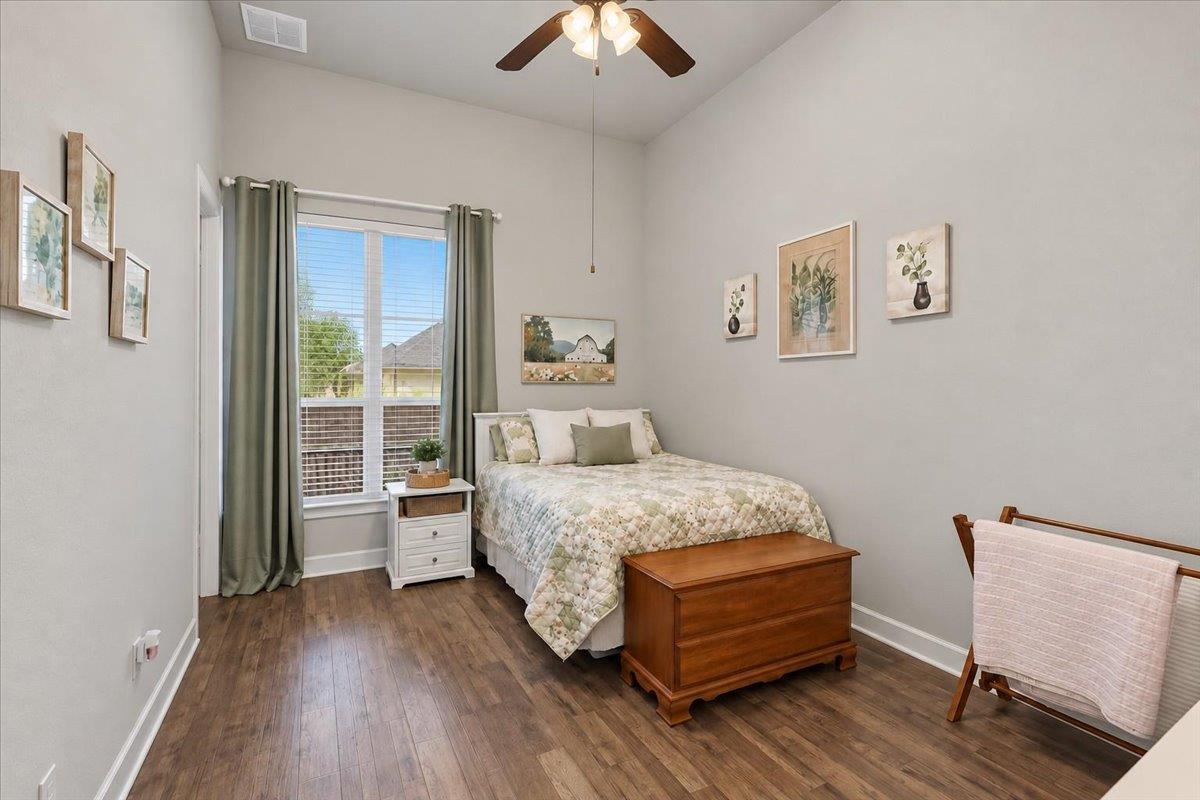1004 Hezekiah Ln Property Photo 14