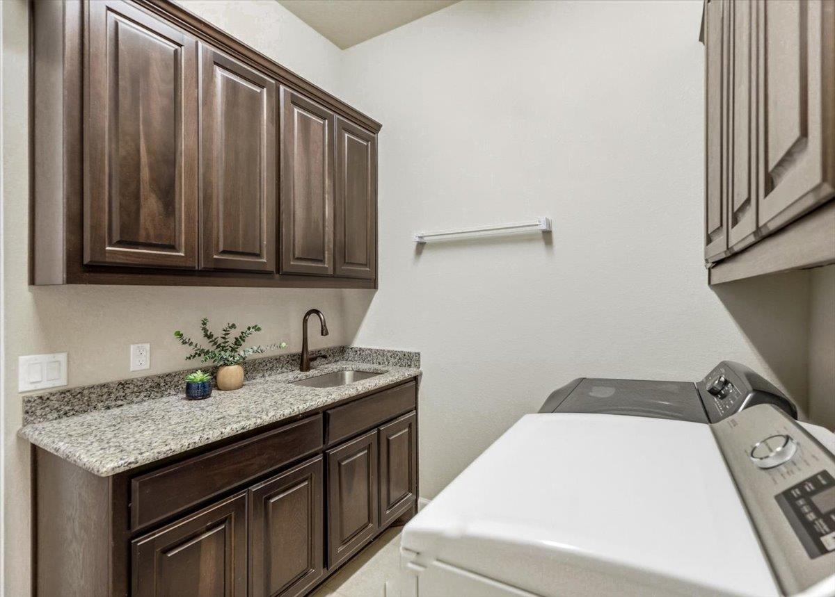 1004 Hezekiah Ln Property Photo 30