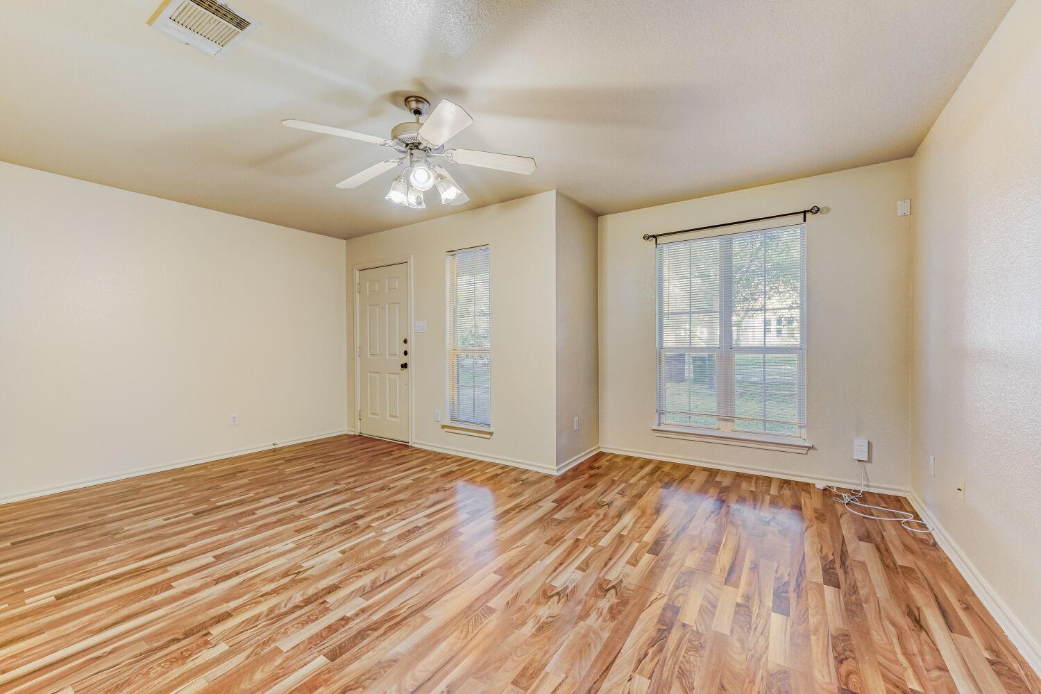 3309 Robinson Ave #b Property Photo 3
