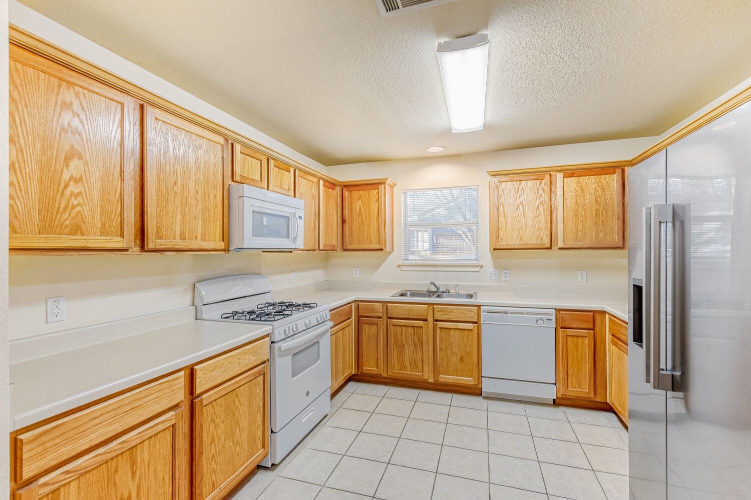 3309 Robinson Ave #b Property Photo 4