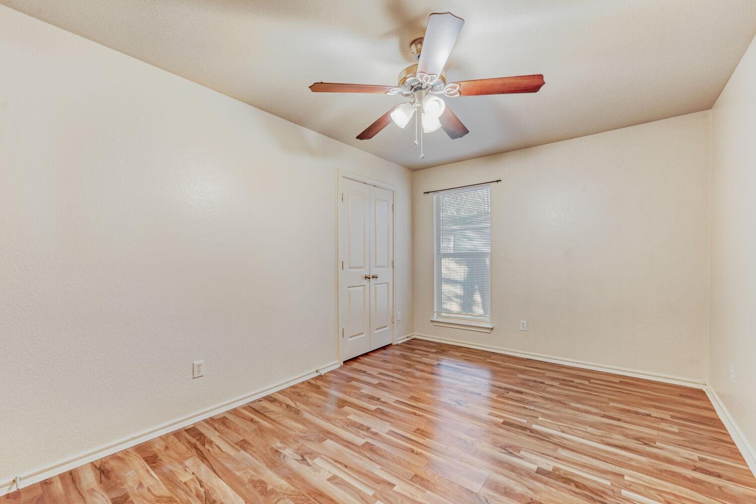 3309 Robinson Ave #b Property Photo 6