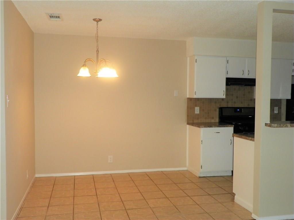 412 Cypress Ln #412 Property Photo 11