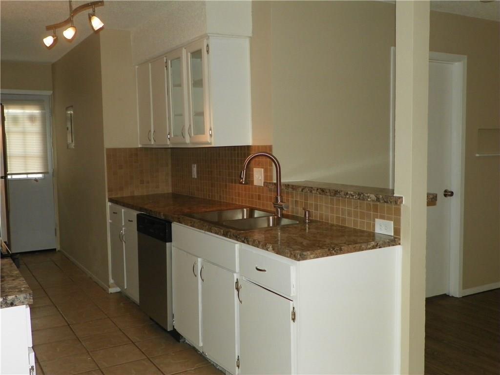 412 Cypress Ln #412 Property Photo 16