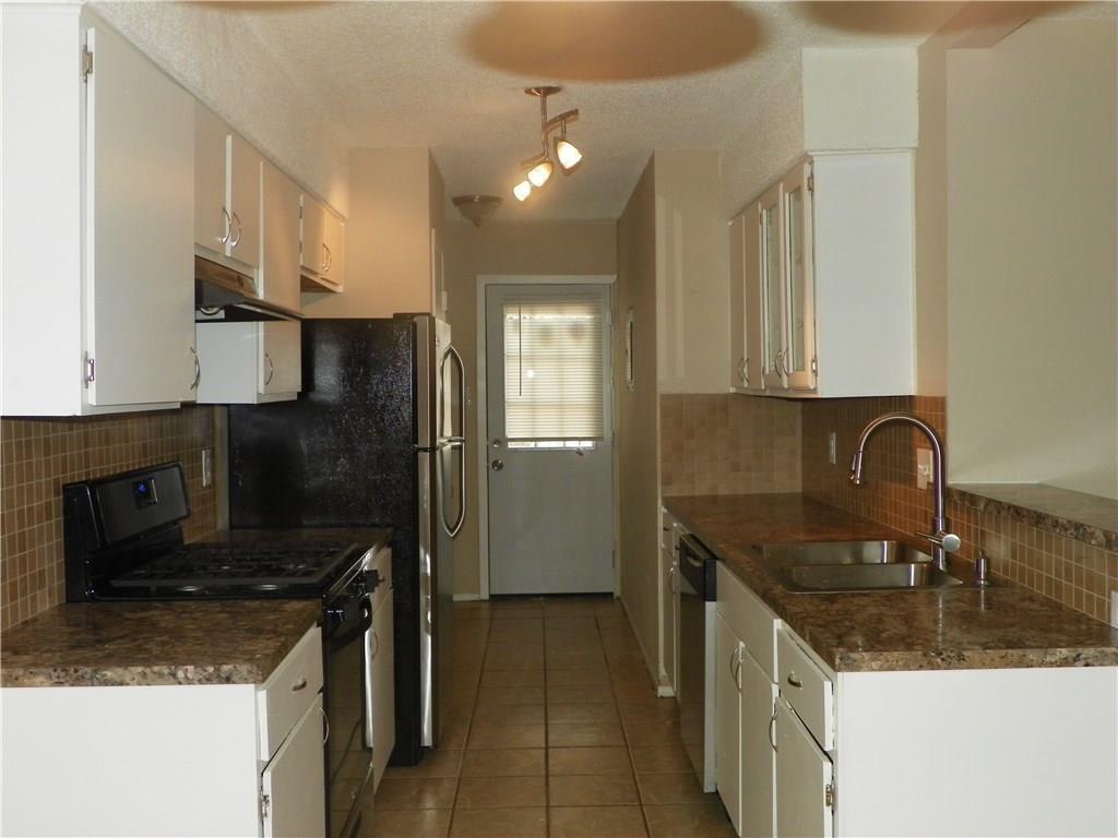 412 Cypress Ln #412 Property Photo 17