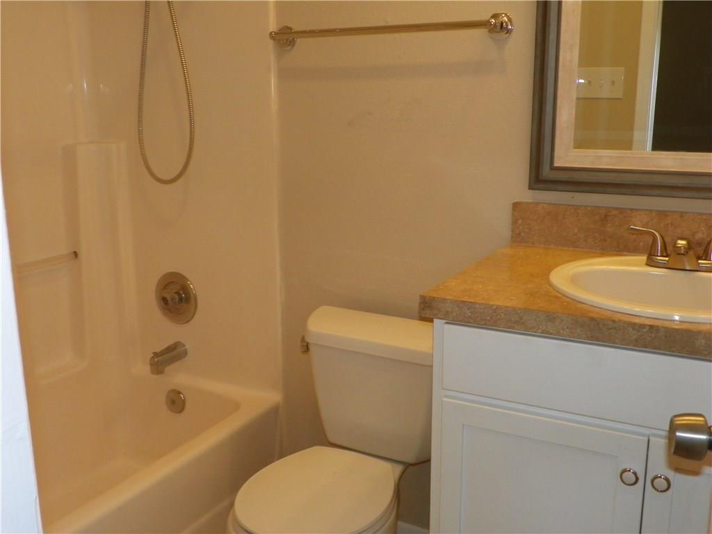 412 Cypress Ln #412 Property Photo 25