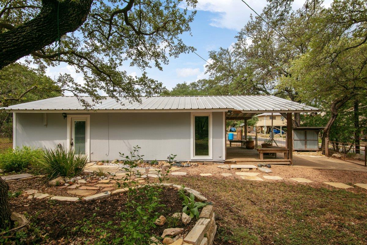 1705 Blue Cat Ln Property Photo 8