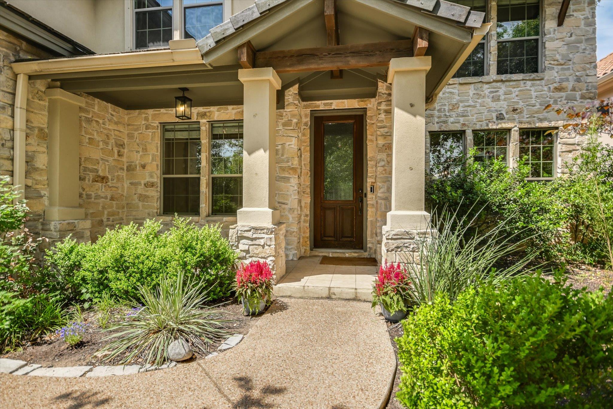 11316 Woodland Hills Trl Property Photo 1