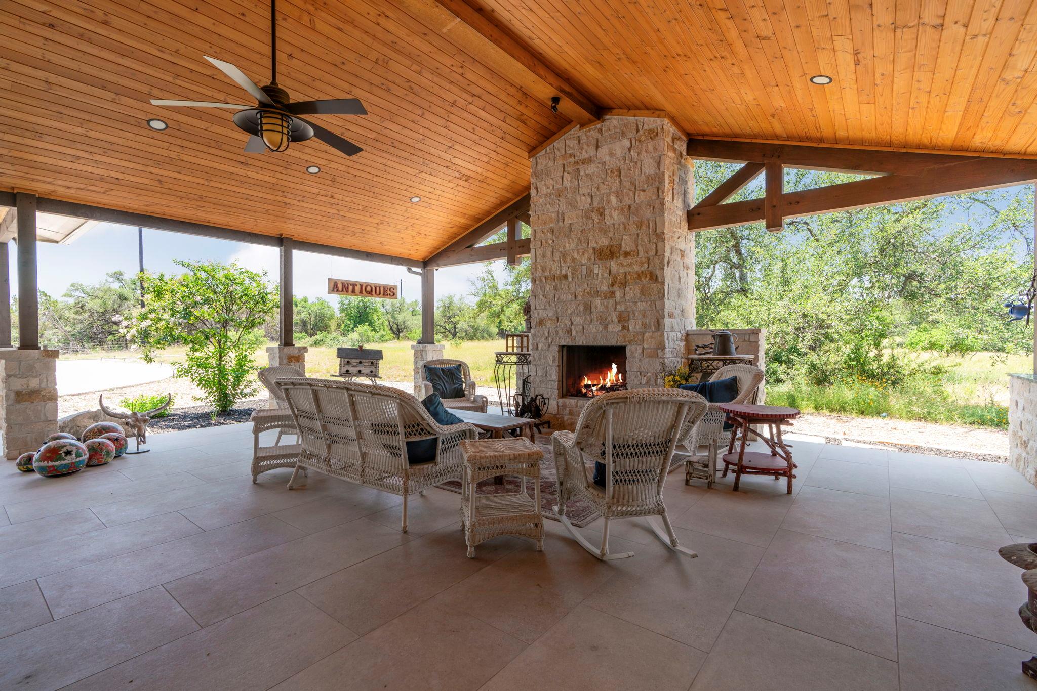 4073 Bell Springs Rd Property Photo 10
