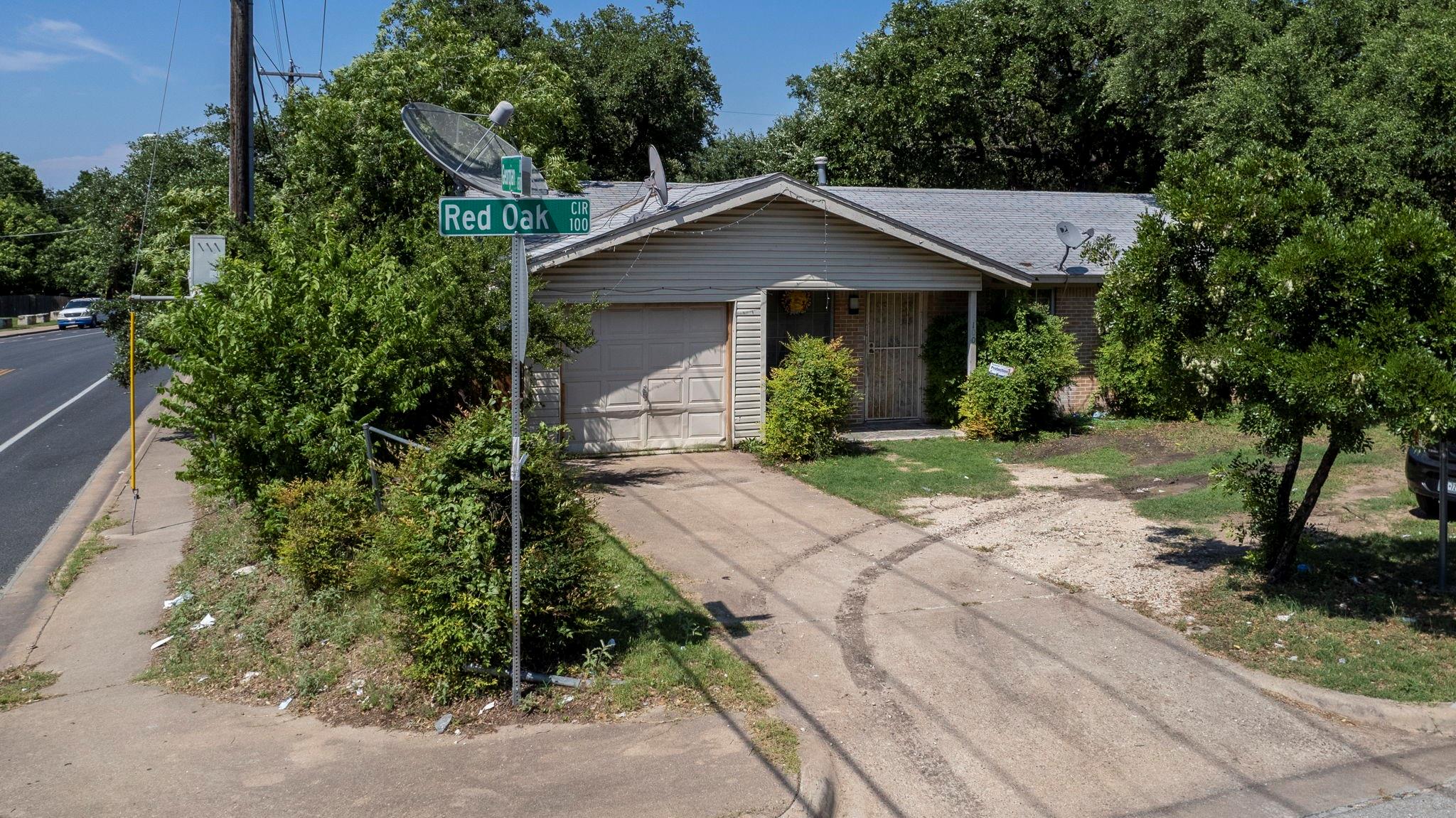 100 Red Oak Cir Property Photo 1