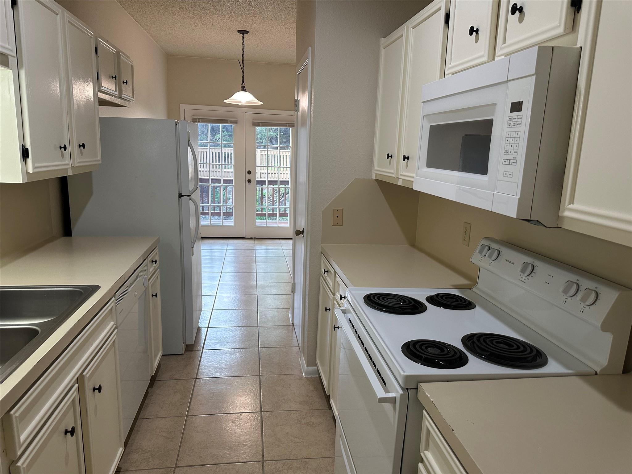 7107 Silver Dale Dr #b Property Photo 12
