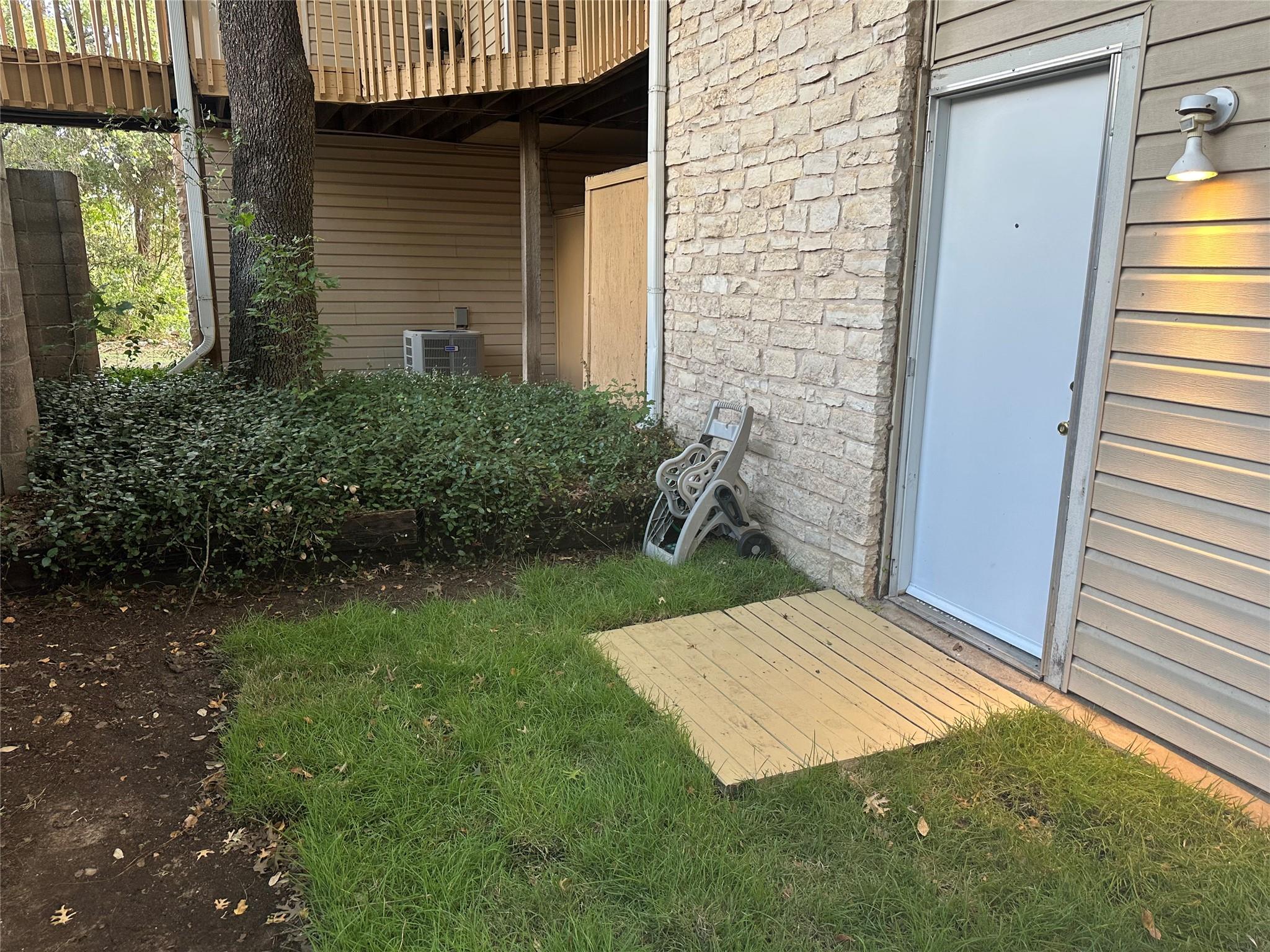 7107 Silver Dale Dr #b Property Photo 26