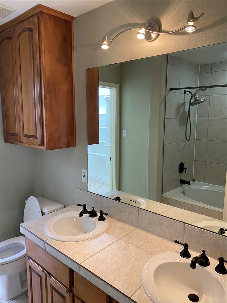 14711 Little Fox Trl Property Photo 13