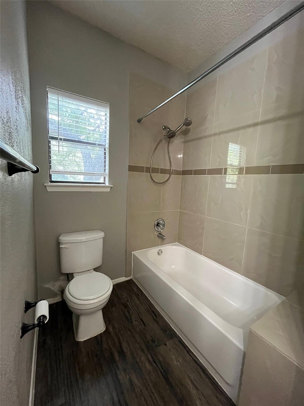 5309 Indio Dr #a Property Photo 13