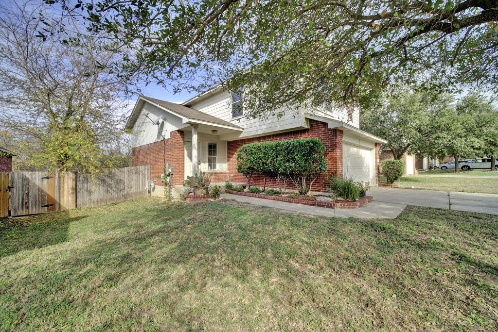 15004 Sassafras Trl Property Photo 2