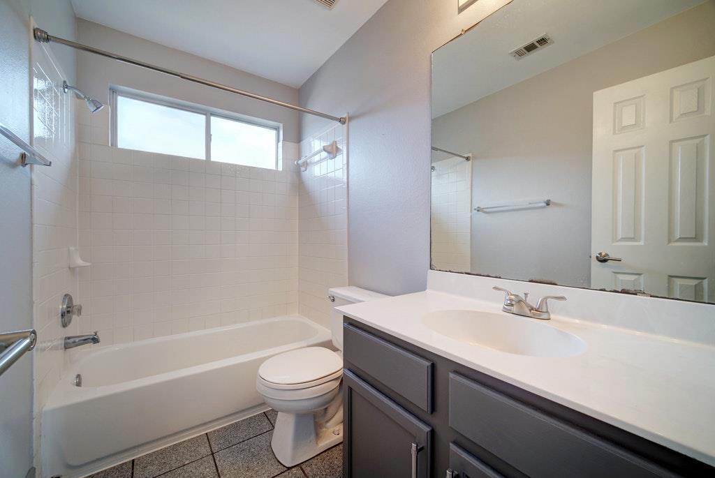 15004 Sassafras Trl Property Photo 23