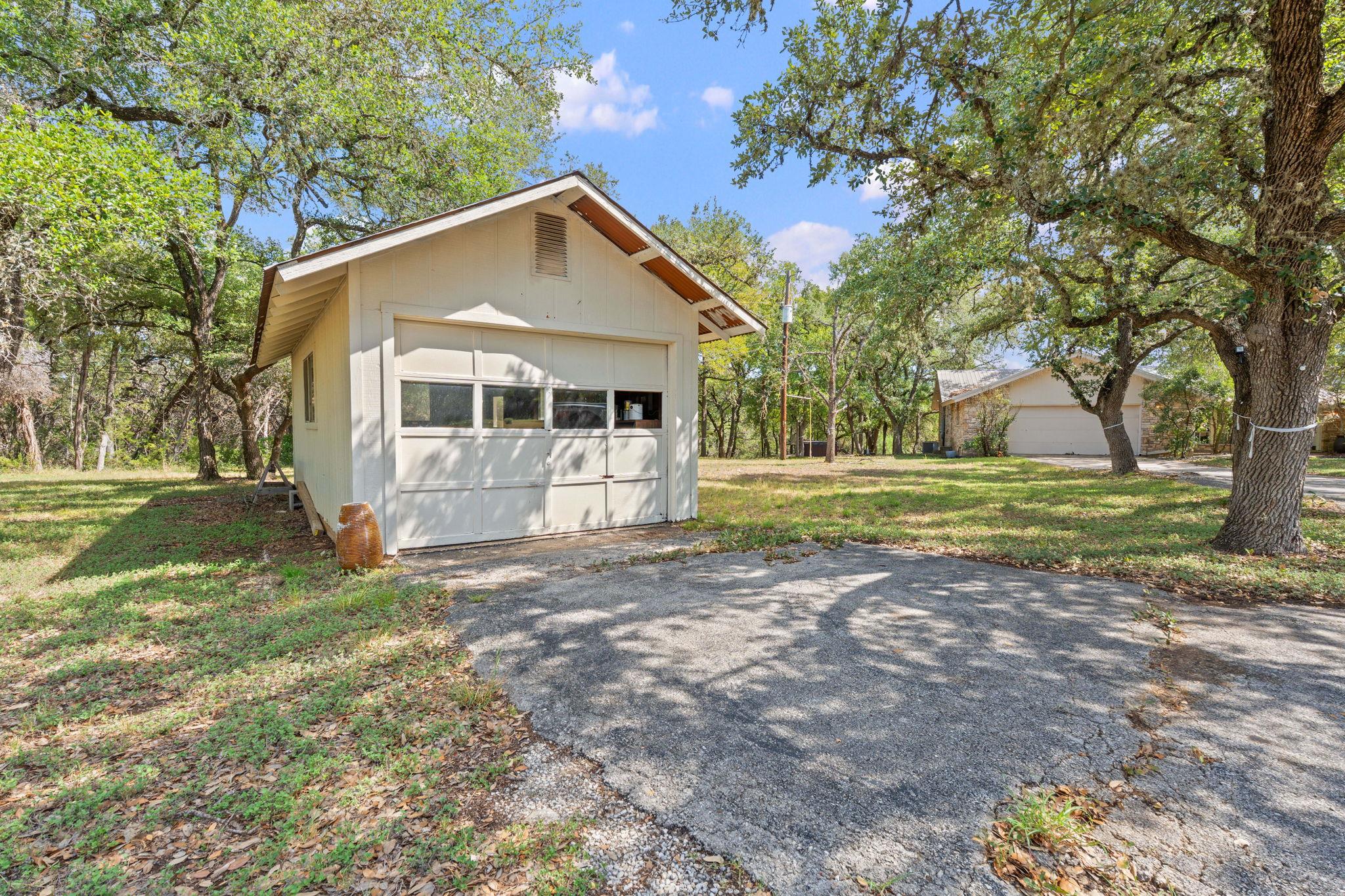 110 Hillsedge Rd Property Photo 34