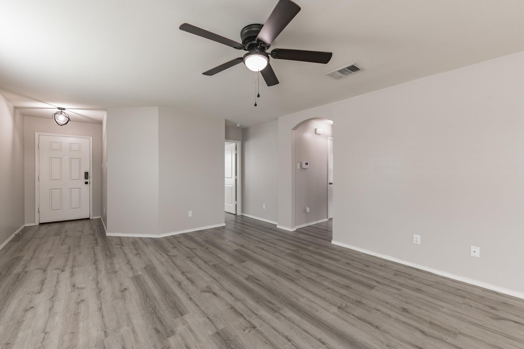 105 Pullman Place Blvd Property Photo 5