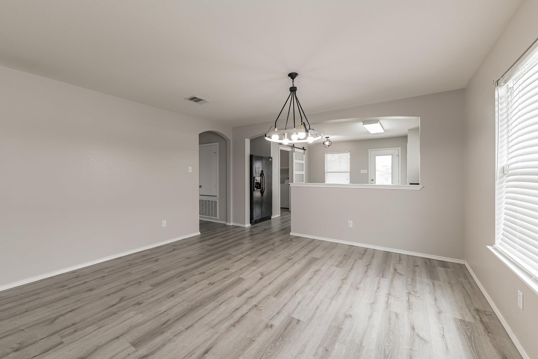 105 Pullman Place Blvd Property Photo 7