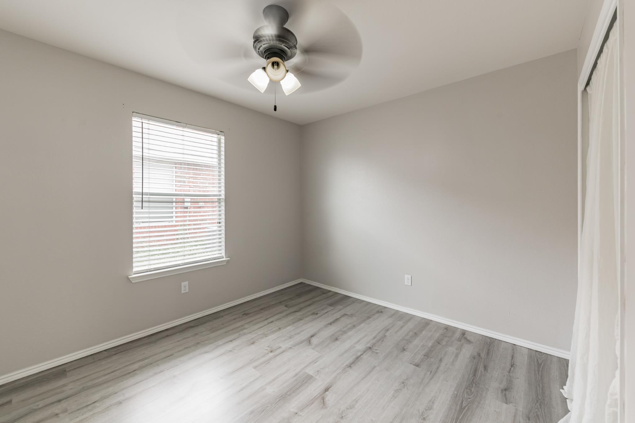 105 Pullman Place Blvd Property Photo 25