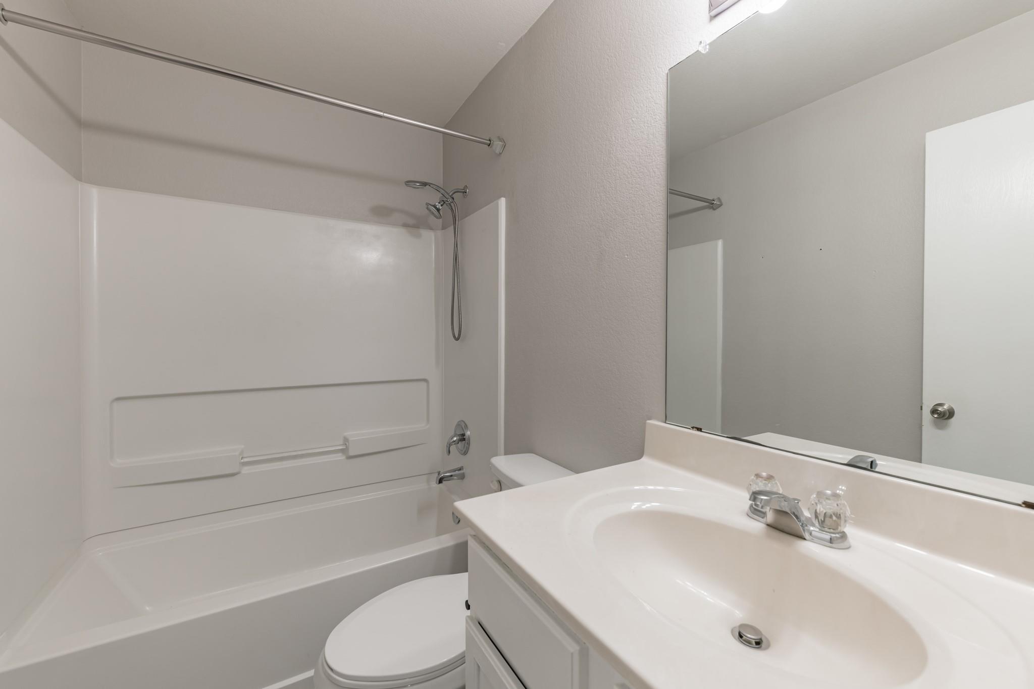 105 Pullman Place Blvd Property Photo 28