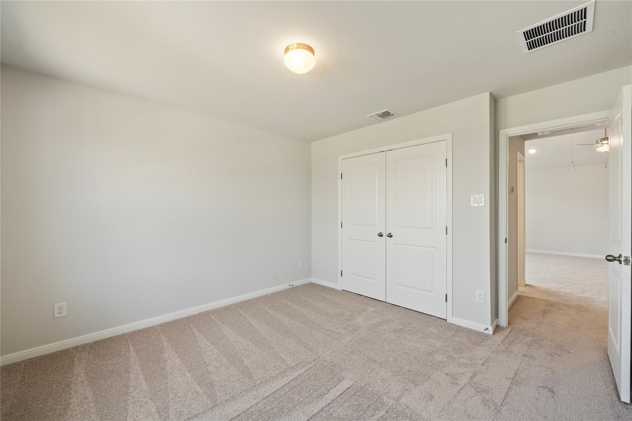 332 Stellar Wind Dr Property Photo 15