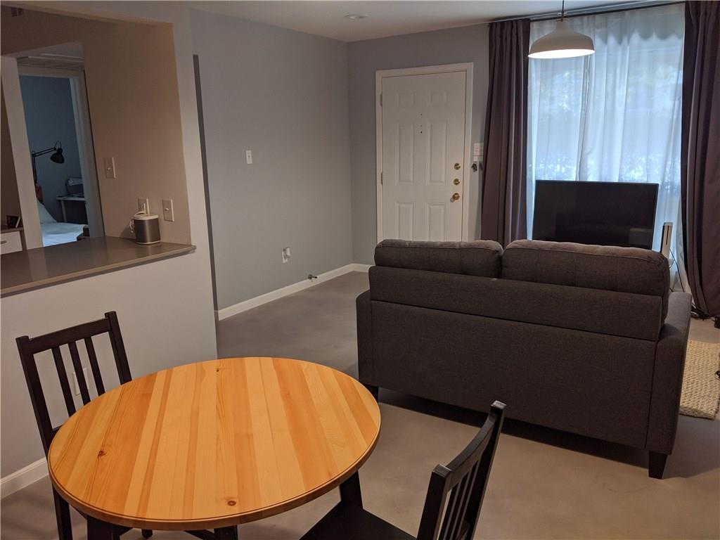 1705 Crossing Pl #b-124 Property Photo 4