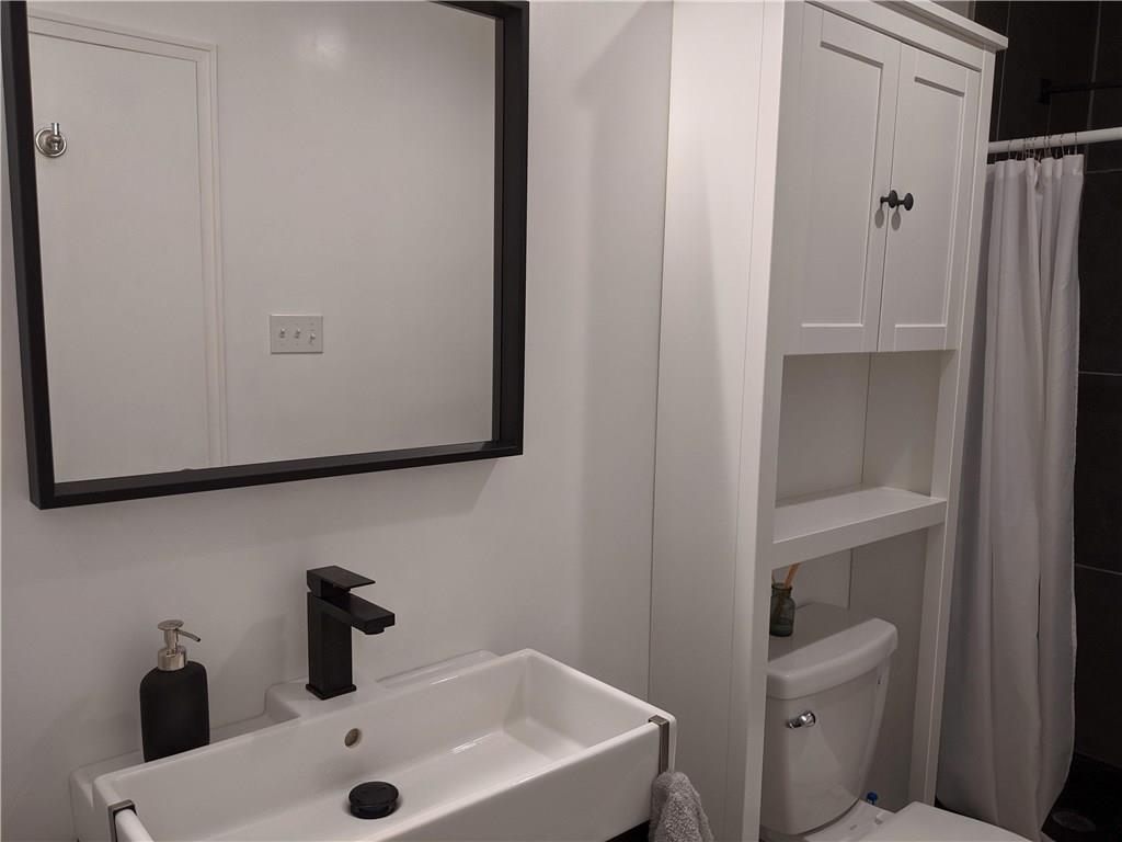 1705 Crossing Pl #b-124 Property Photo 9