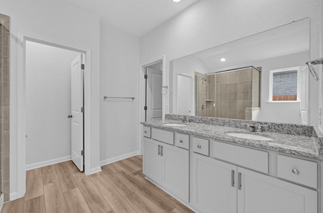 1300 Crumpton Dr Property Photo 10