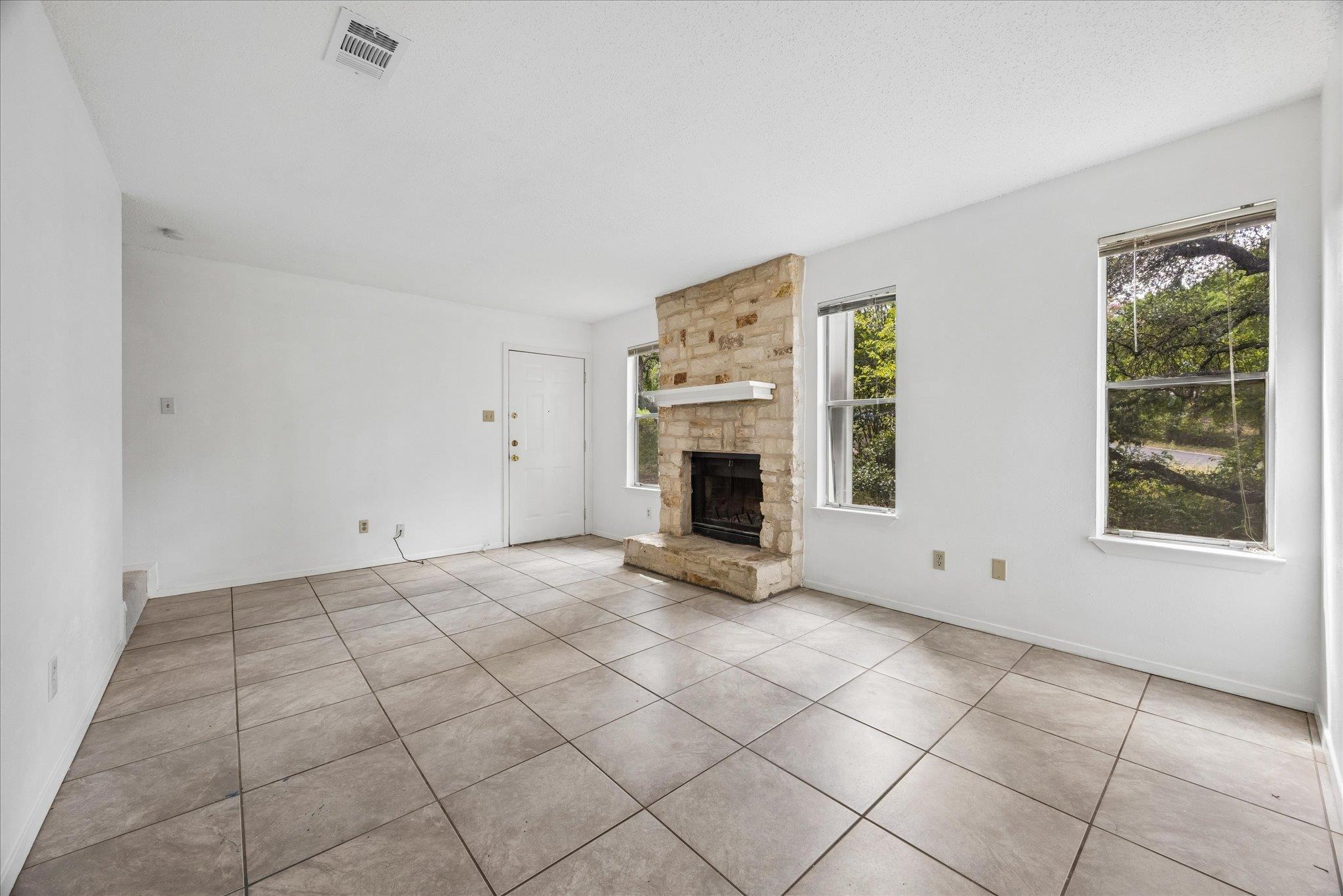 8202 Mescalero Dr #a Property Photo 3