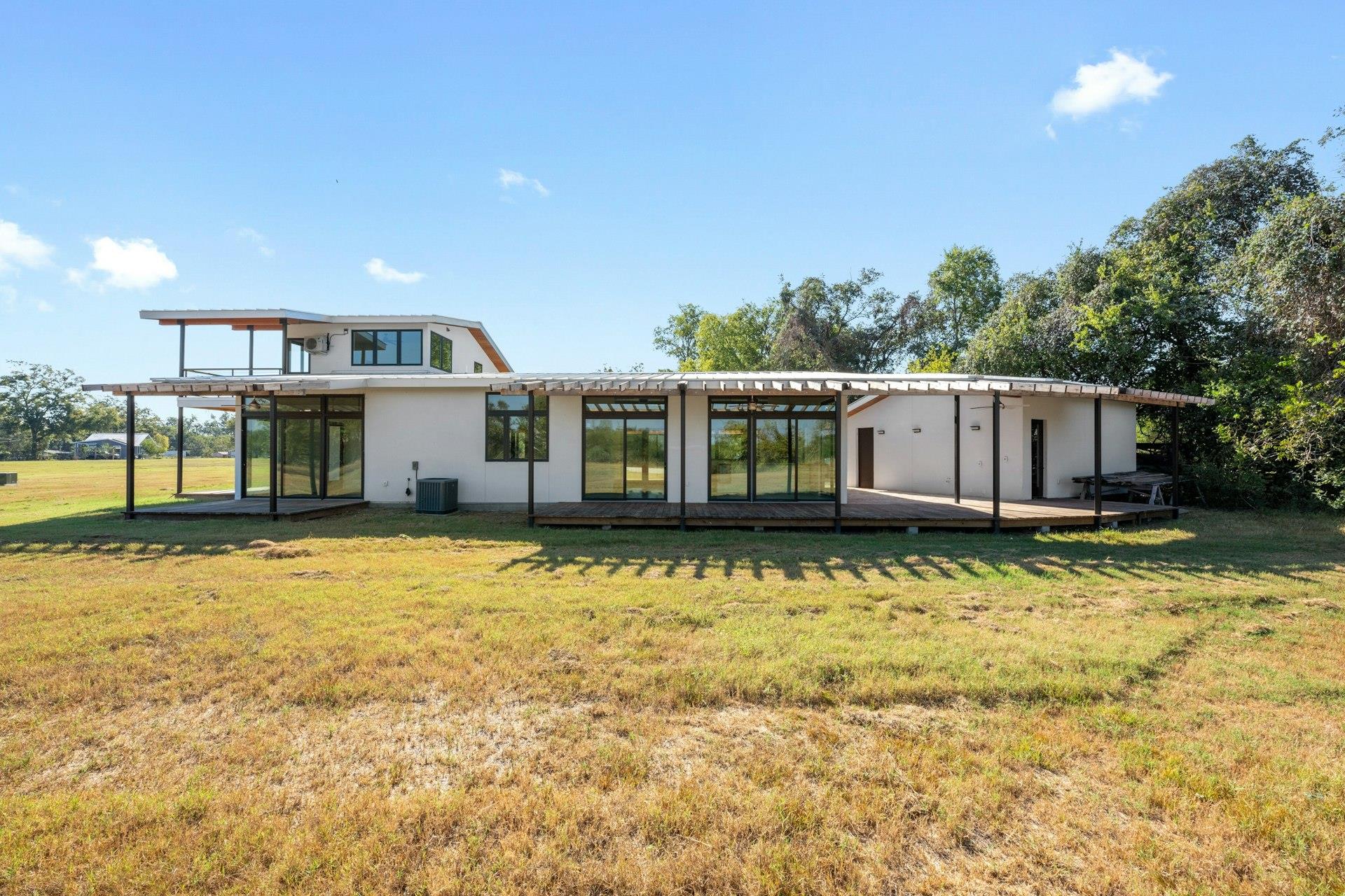 1802 Man O War Dr Property Photo 1