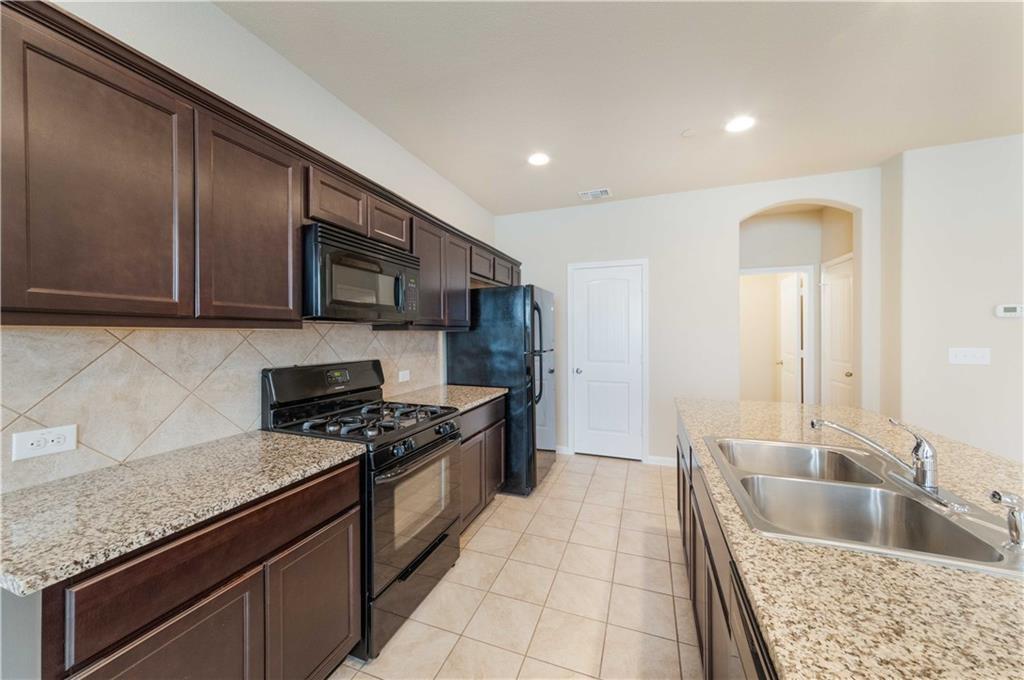2880 Donnell Dr 1302 Property Photo