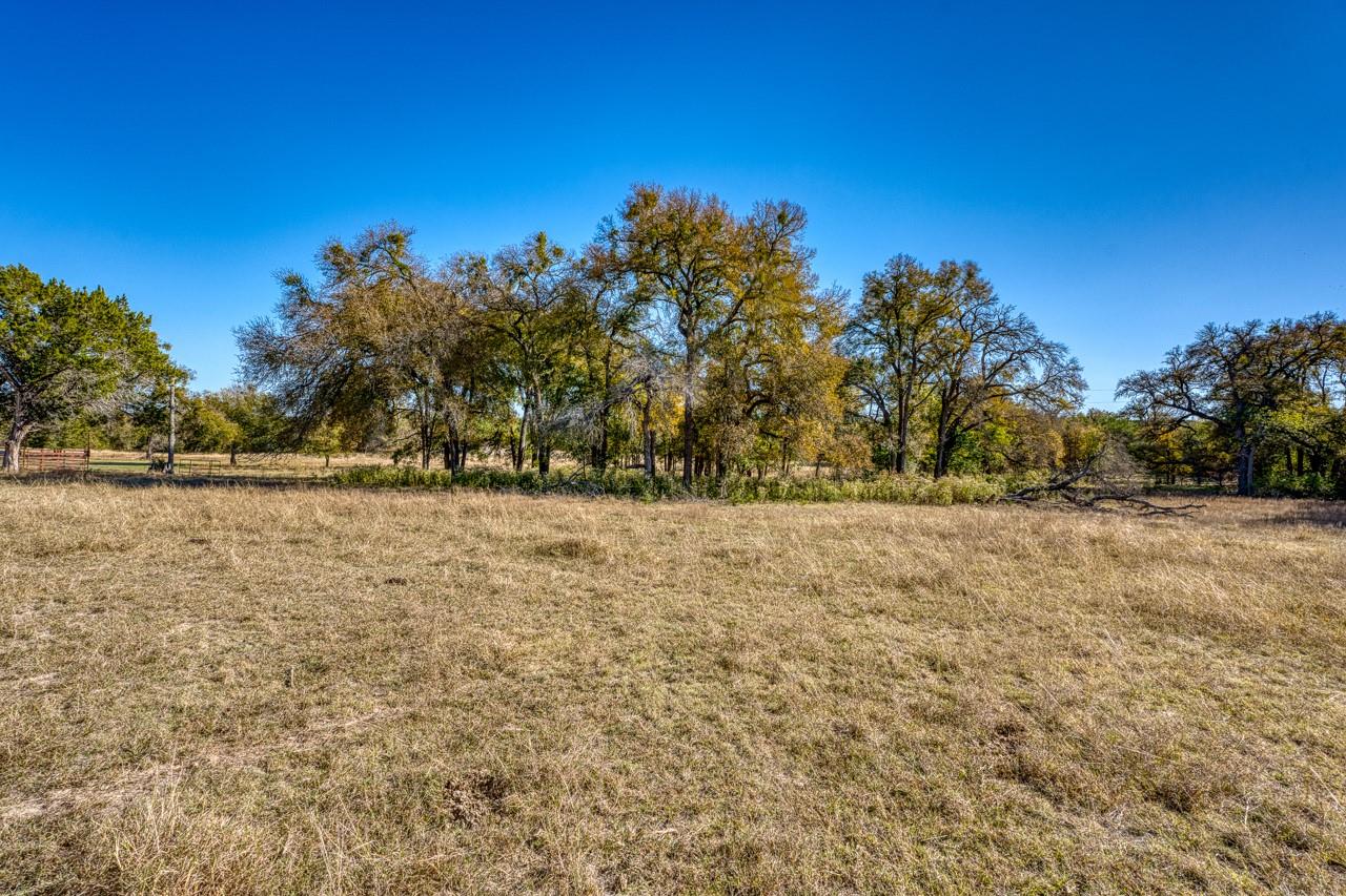 20949 Firefly Rd Property Photo 5