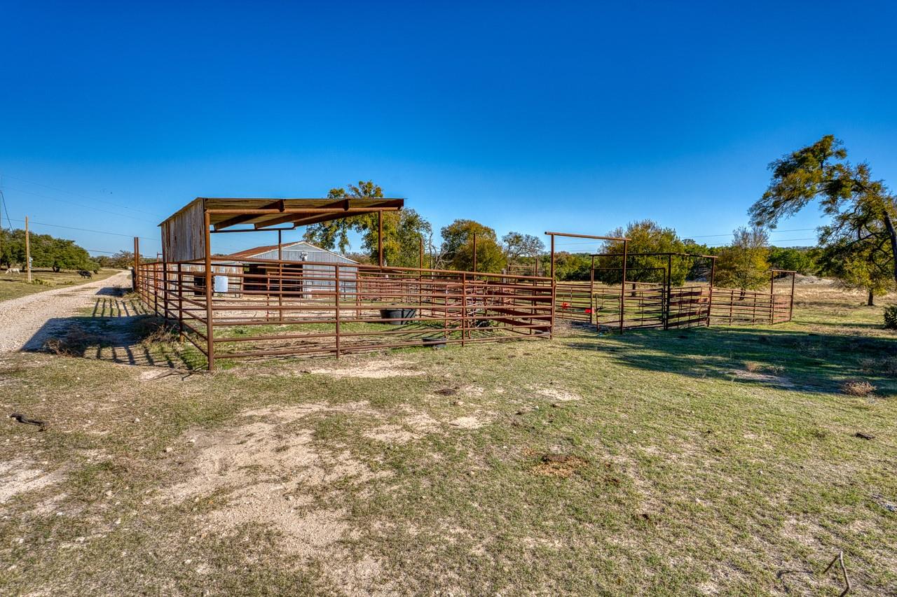 20949 Firefly Rd Property Photo 10
