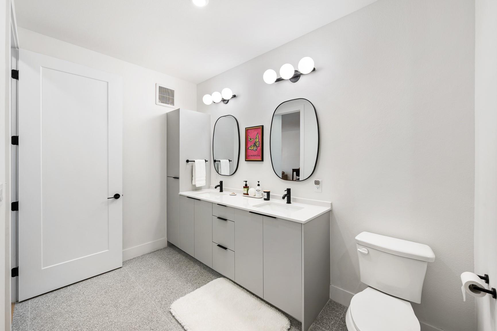 1701 Simond Ave #201 Property Photo 10
