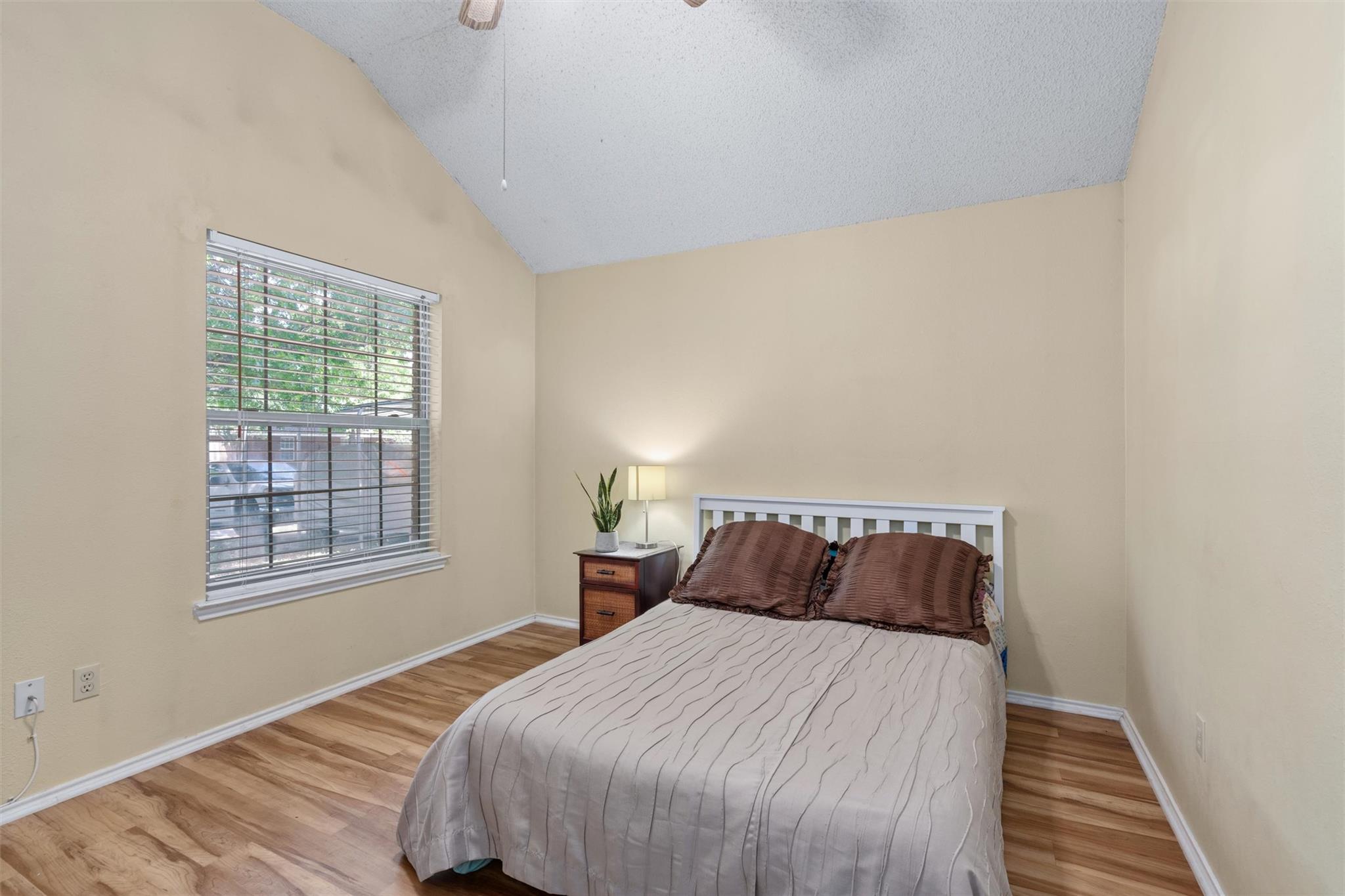 840 Eagles Way Property Photo 7